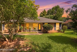 8854 Kipapa Way, Diamondhead, MS 39525