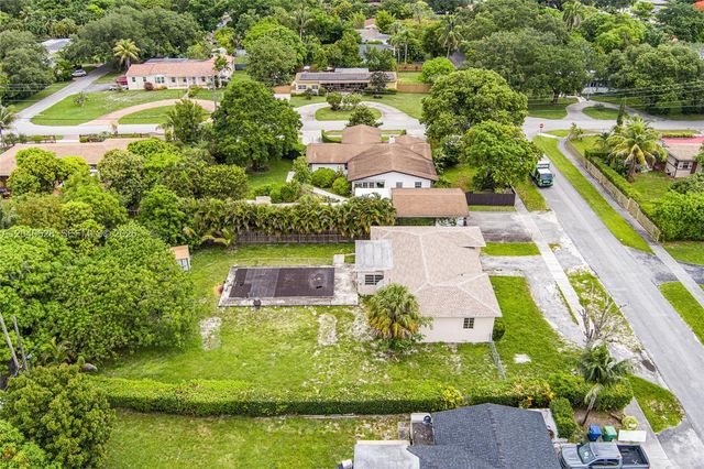 13020 NW 1st Ave x, Miami, FL 33168