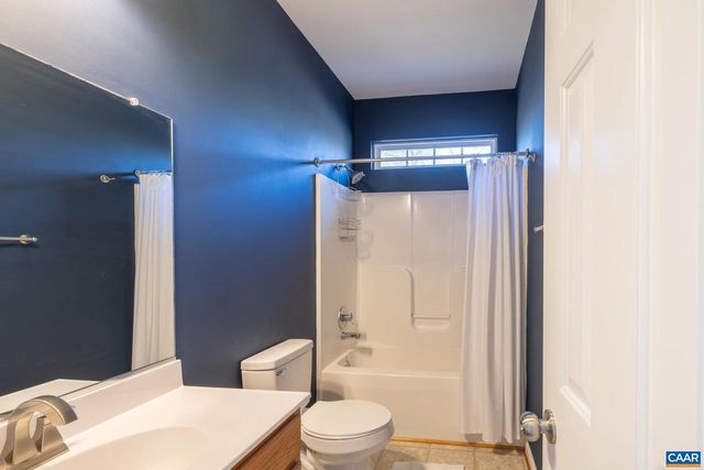 120 OAK FOREST LN, Louisa, VA 23093