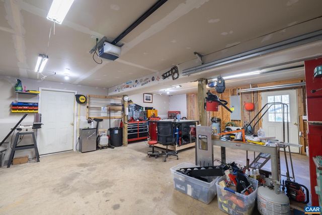 120 OAK FOREST LN, Louisa, VA 23093