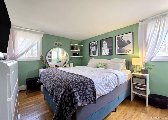 31 Executive Road, Selden, NY 11784