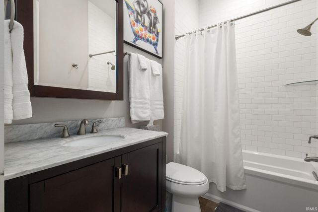 106 S Niles Avenue, South Bend, IN 46617