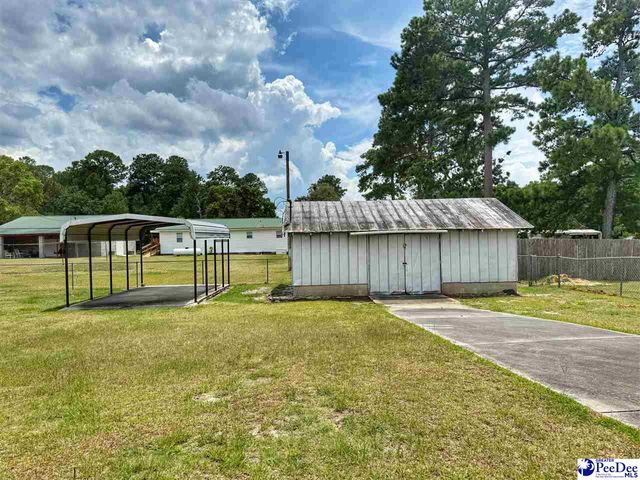 1817 Southern Acres Loop, Dillon, SC 29536