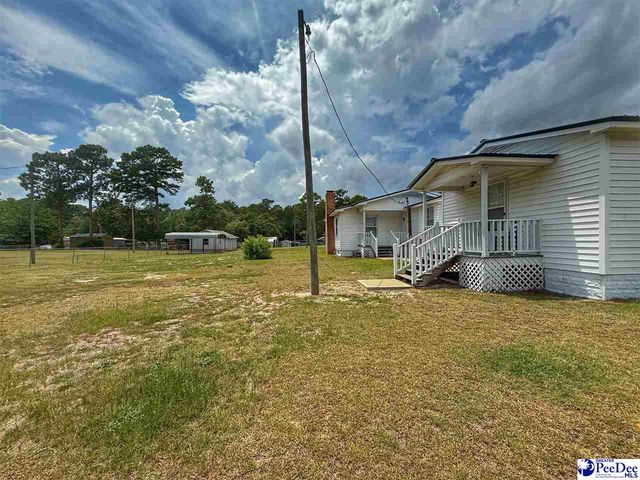 1817 Southern Acres Loop, Dillon, SC 29536