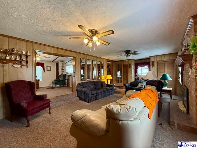 1817 Southern Acres Loop, Dillon, SC 29536