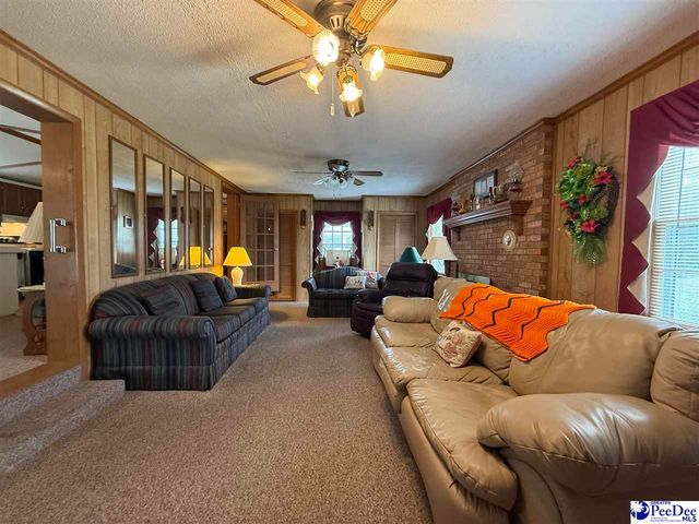 1817 Southern Acres Loop, Dillon, SC 29536