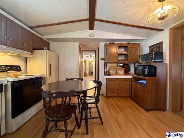 1817 Southern Acres Loop, Dillon, SC 29536