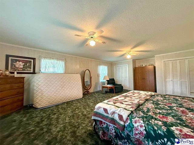 1817 Southern Acres Loop, Dillon, SC 29536