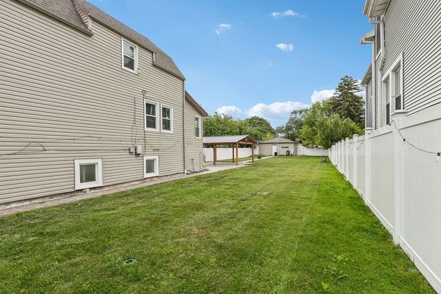 1040 Dunlop Avenue, Forest Park, IL 60130
