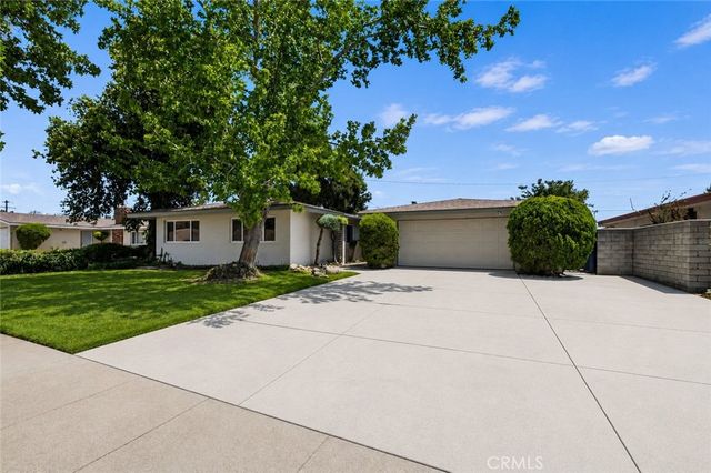 731 E 40th Street, San Bernardino, CA 92404