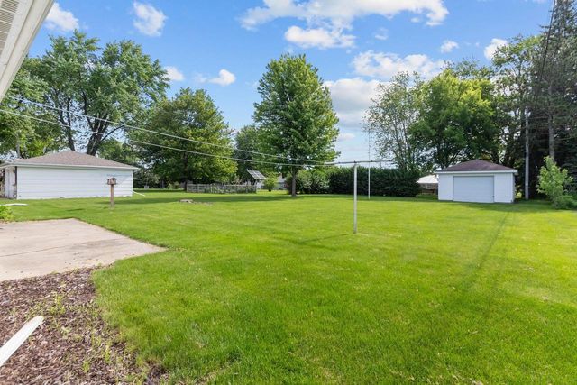 3300 N LAWE STREET, Appleton, WI 54911