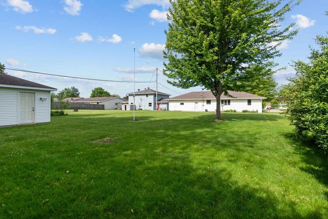 3300 N LAWE STREET, Appleton, WI 54911