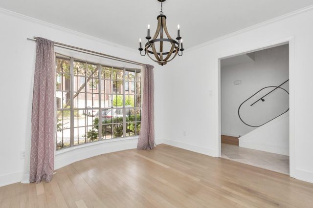 3934 Roseland Street, Houston, TX 77006