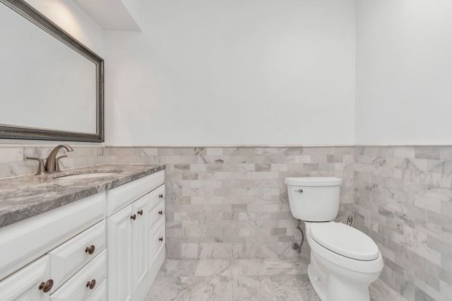 3934 Roseland Street, Houston, TX 77006