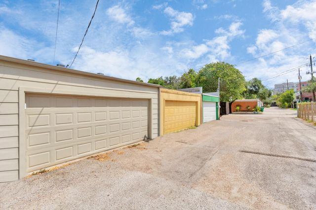 3934 Roseland Street, Houston, TX 77006