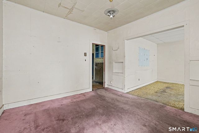 392 Hill Street, Waterbury, CT 06704