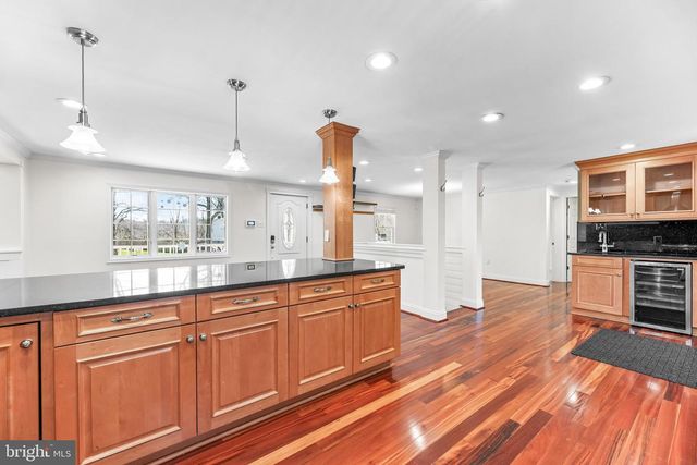 8499 SAINT ANDREWS DR, Chesapeake Beach, MD 20732
