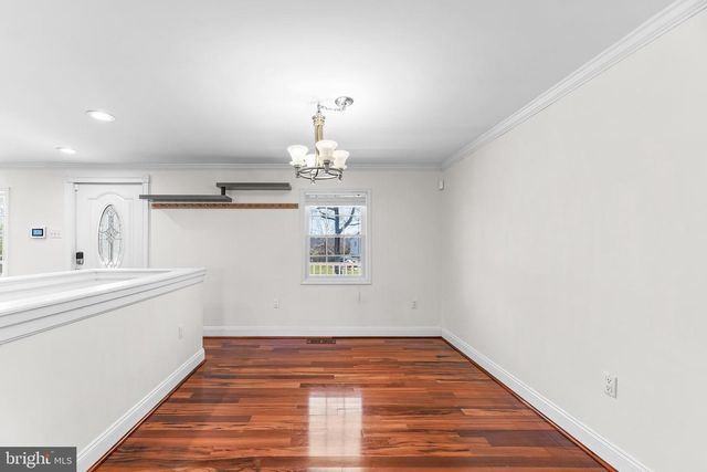 8499 SAINT ANDREWS DR, Chesapeake Beach, MD 20732