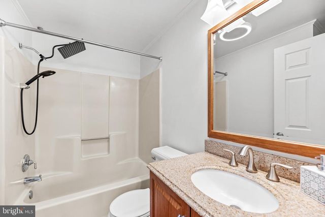 8499 SAINT ANDREWS DR, Chesapeake Beach, MD 20732