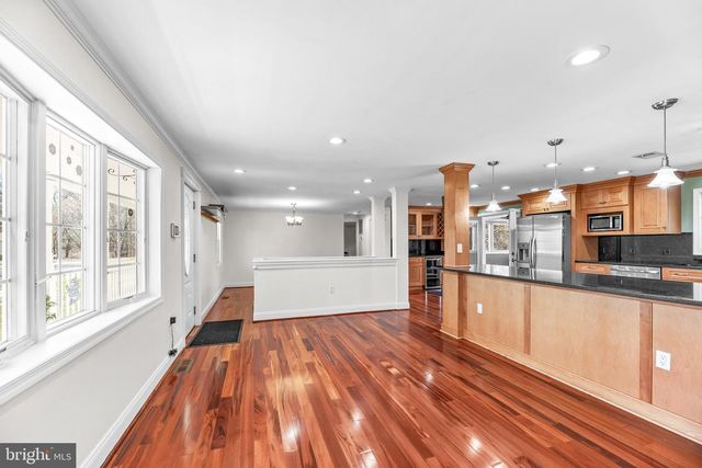 8499 SAINT ANDREWS DR, Chesapeake Beach, MD 20732