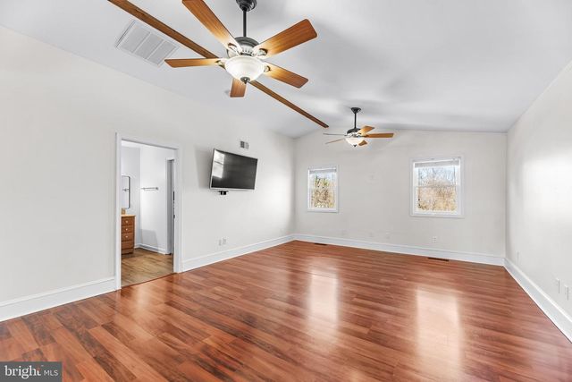 8499 SAINT ANDREWS DR, Chesapeake Beach, MD 20732
