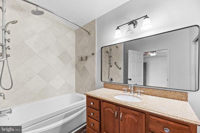 8499 SAINT ANDREWS DR, Chesapeake Beach, MD 20732