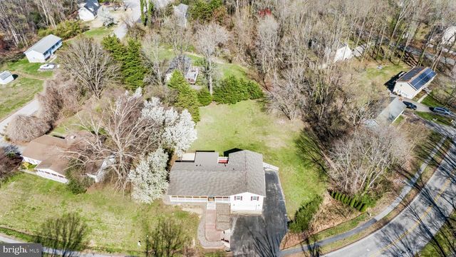 8499 SAINT ANDREWS DR, Chesapeake Beach, MD 20732