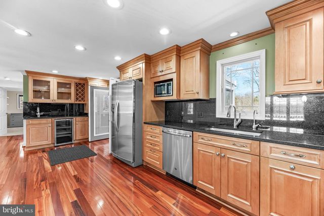 8499 SAINT ANDREWS DR, Chesapeake Beach, MD 20732