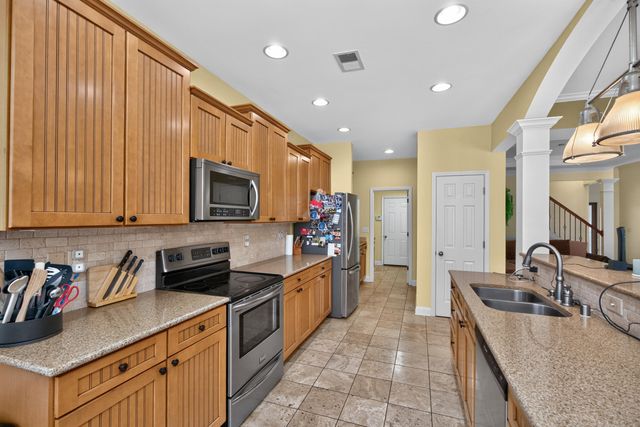 493 Madison Point Drive, Lexington, KY 40515