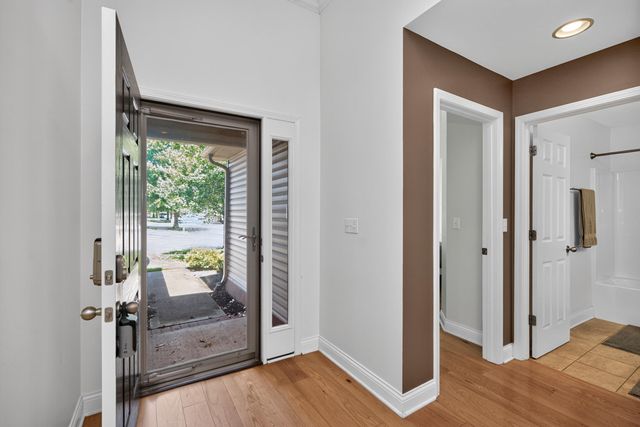 493 Madison Point Drive, Lexington, KY 40515