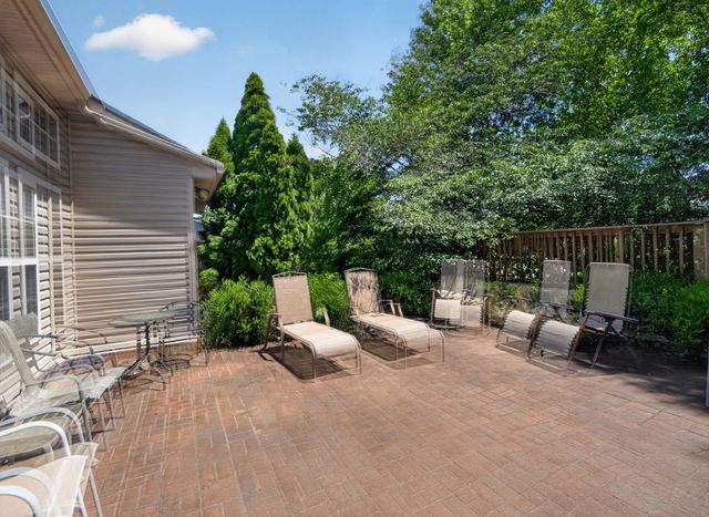493 Madison Point Drive, Lexington, KY 40515