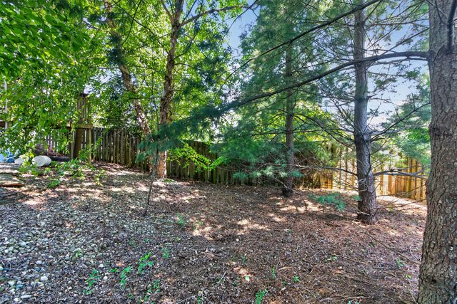 493 Madison Point Drive, Lexington, KY 40515