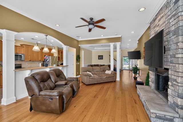 493 Madison Point Drive, Lexington, KY 40515