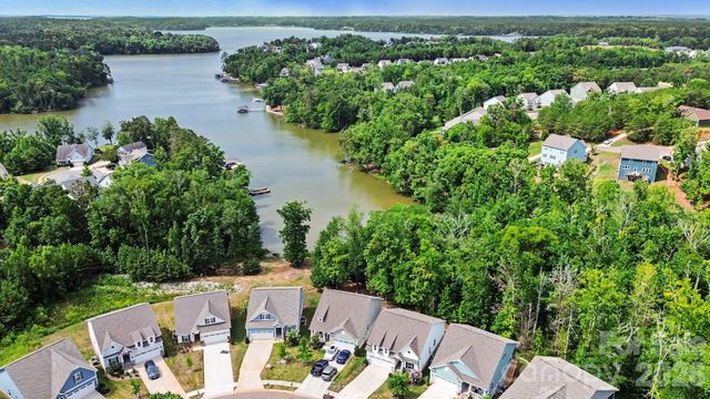 24562 Blue Heron Circle, Lancaster, SC 29720