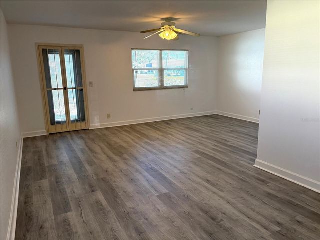 201 BEDFORD STREET 95, Sun City Center, FL 33573