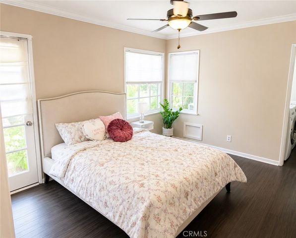 1122 N Louise Street E, Glendale, CA 91207