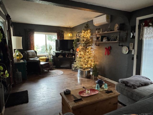 8468 Golden Ridge Rd, Lakeside, CA 92040