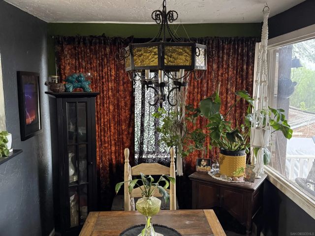 8468 Golden Ridge Rd, Lakeside, CA 92040