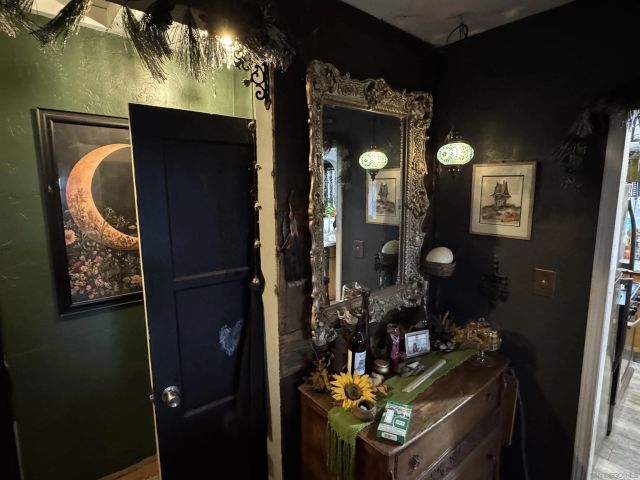 8468 Golden Ridge Rd, Lakeside, CA 92040