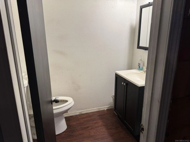 8468 Golden Ridge Rd, Lakeside, CA 92040