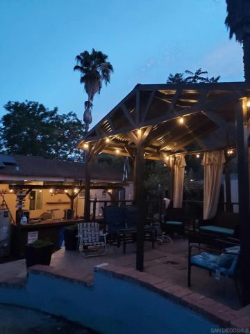 8468 Golden Ridge Rd, Lakeside, CA 92040