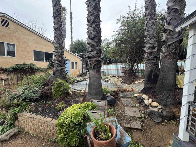 8468 Golden Ridge Rd, Lakeside, CA 92040