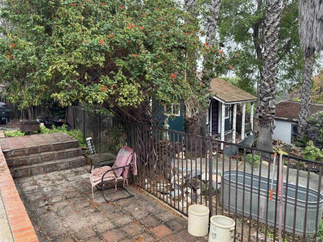 8468 Golden Ridge Rd, Lakeside, CA 92040