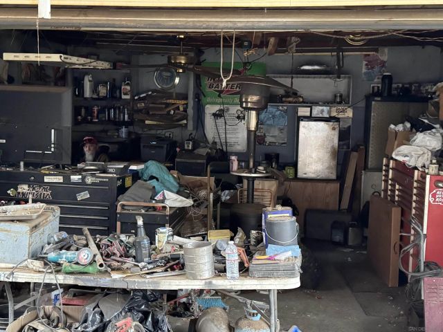 8468 Golden Ridge Rd, Lakeside, CA 92040