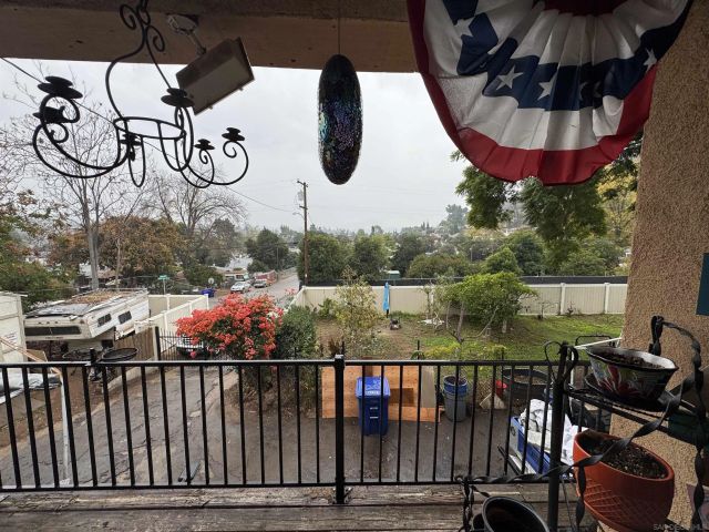 8468 Golden Ridge Rd, Lakeside, CA 92040