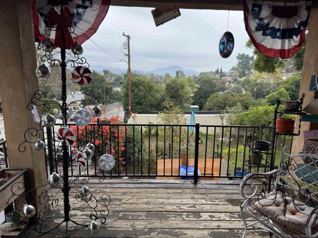 8468 Golden Ridge Rd, Lakeside, CA 92040