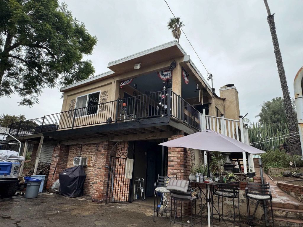 8468 Golden Ridge Rd, Lakeside, CA 92040