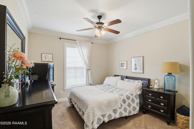 123 Autumnbrook Drive, Broussard, LA 70518