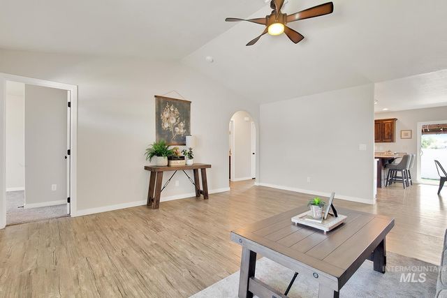 703 Kelli Lane, Filer, ID 83328