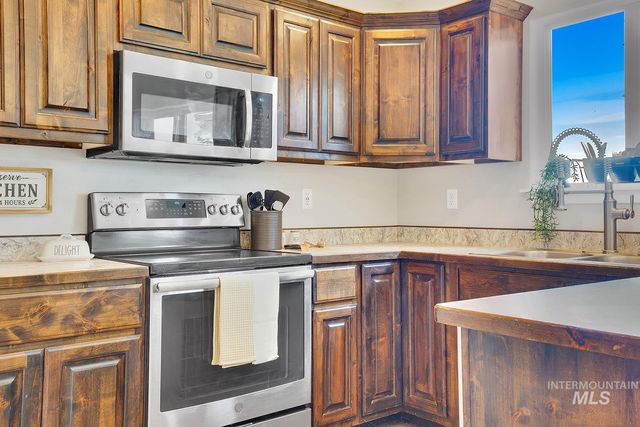 703 Kelli Lane, Filer, ID 83328